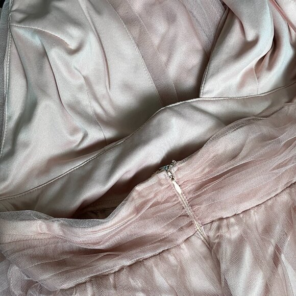 Elegant Backless Pink Dress - Picture 4 of 16